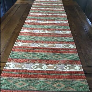 NATIVE MADE TABLE RUNNER HANDMADE 16 1/2” x 88” CRAFTSMANSHIP BY THE LOOM ALASKA